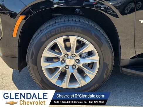Certified 2025 Chevrolet Tahoe Premier AWD/4WD image 18