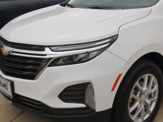 Used 2024 Chevrolet Equinox LT FWD image 3