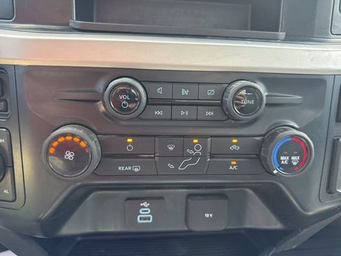Used 2023 Ford F550 4x4 Regular Cab Super Duty w/ XLT Value Package image 29