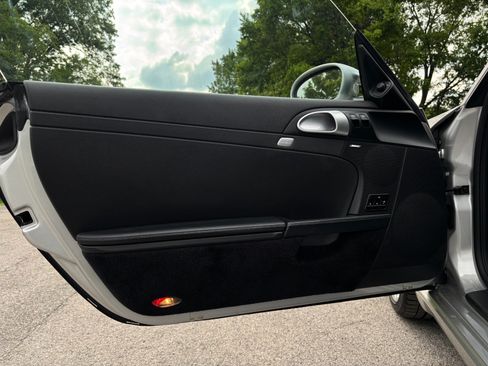 Used 2006 Porsche Cayman S RWD image 22