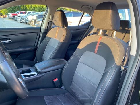Used 2023 Nissan Sentra SR w/ Midnight Edition Package FWD image 12