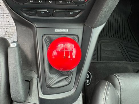 Used 2014 Ford Focus ST w/ Equipment Group 202A FWD image 21