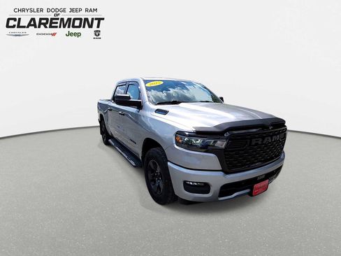 Used 2025 RAM 1500 Tradesman w/ Night Edition AWD/4WD image 3