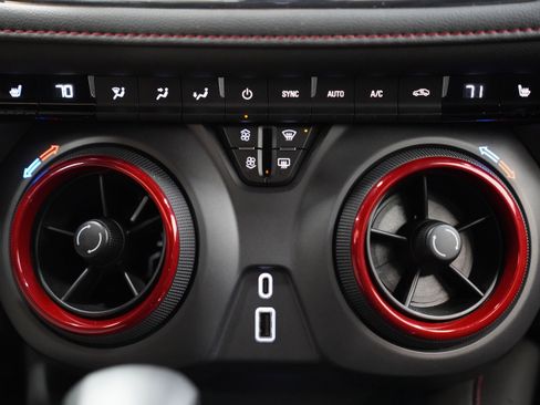 Used 2025 Chevrolet Blazer RS image 28