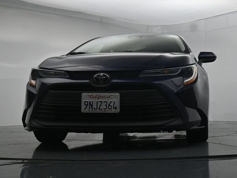 Used 2024 Toyota Corolla LE FWD image 19