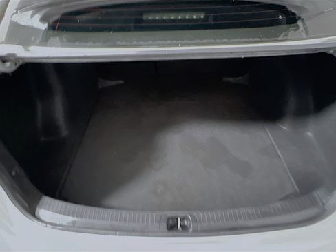 Used 2023 Toyota Corolla LE image 34