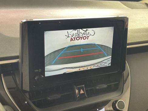 Used 2024 Toyota Corolla LE image 17