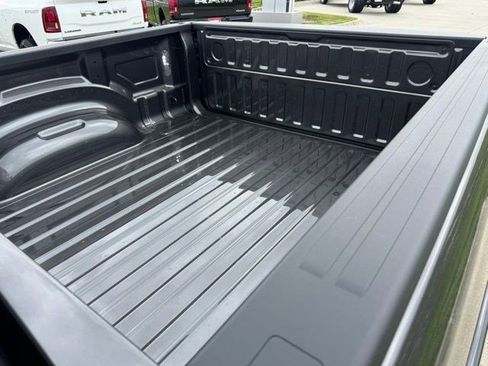 New 2026 RAM 1500 Laramie AWD/4WD image 34