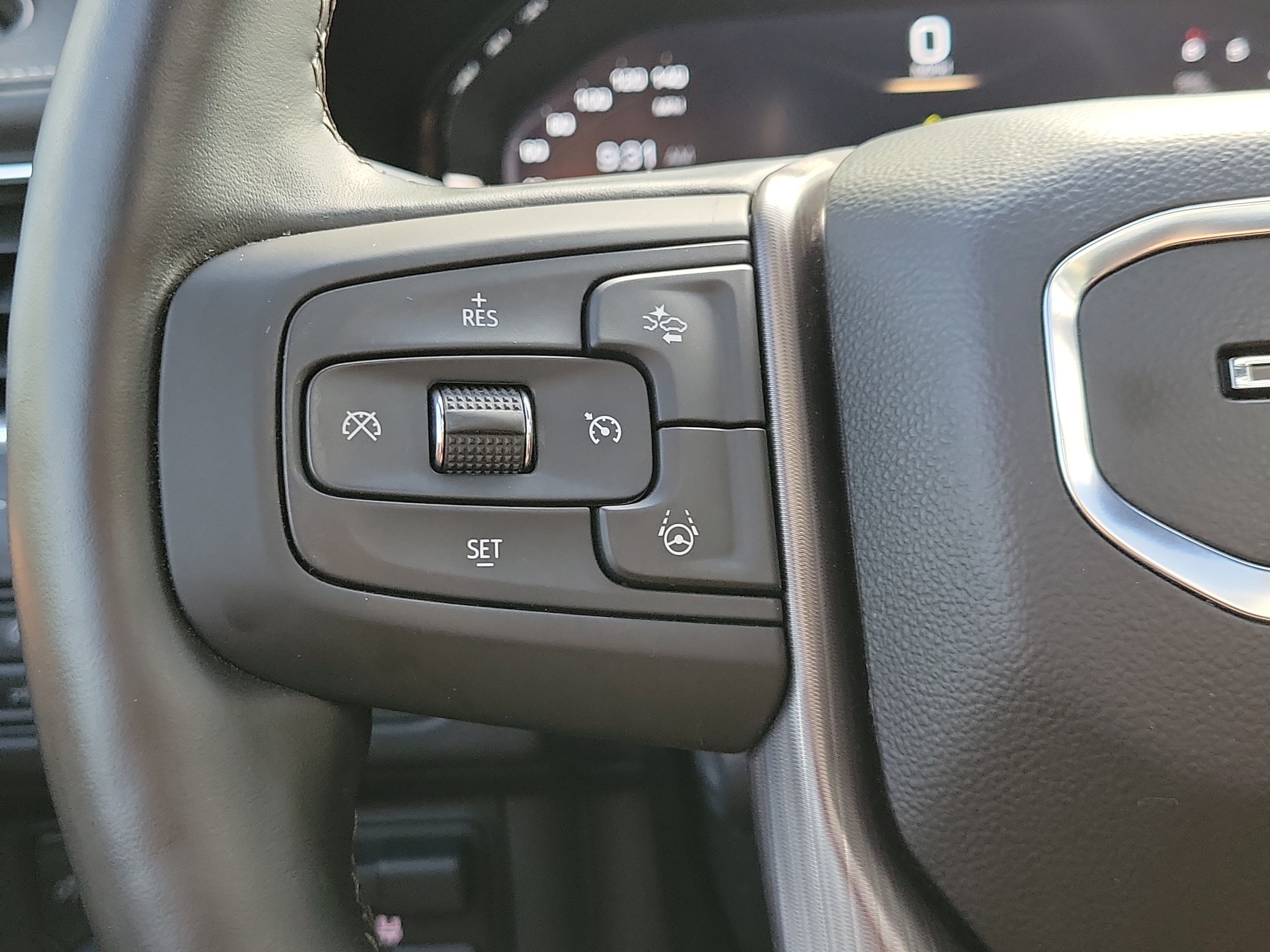 Used 2024 GMC Yukon Denali Ultimate AWD/4WD image 22