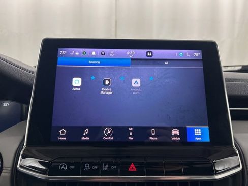 Used 2022 Jeep Compass Limited w/ Elite Group image 16