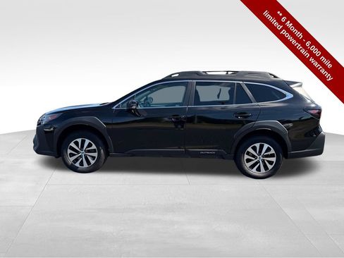 Used 2023 Subaru Outback Premium AWD/4WD image 2
