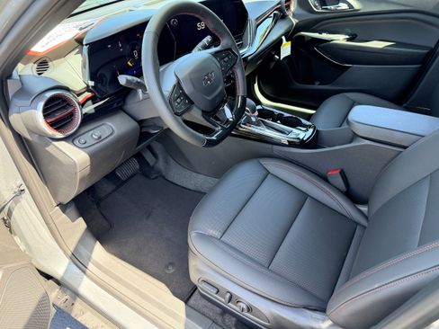 New 2026 Chevrolet Trax RS w/ Driver Confidence Package FWD image 11