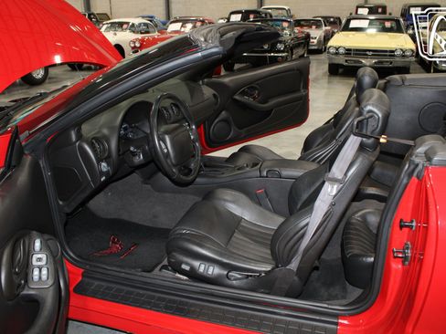 Used 2002 Pontiac Firebird Trans Am image 10