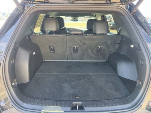 Used 2025 Chevrolet Equinox LT w/ Convenience Package II image 15