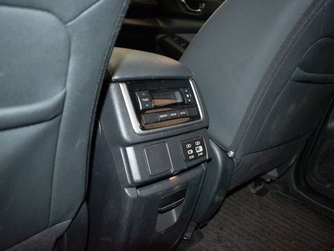 Used 2023 Subaru Ascent Onyx Edition AWD/4WD image 23