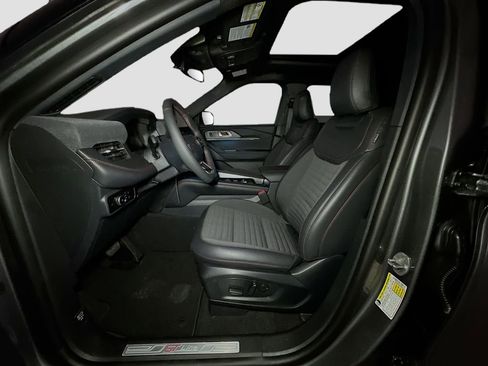 New 2026 Ford Explorer ST-Line w/ ST-Line Street Pack AWD/4WD image 16
