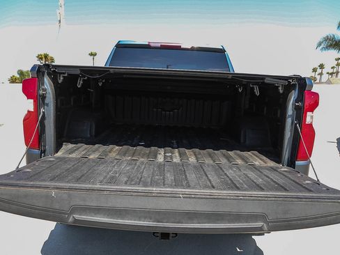 Used 2019 Chevrolet Silverado 1500 RST AWD/4WD image 23
