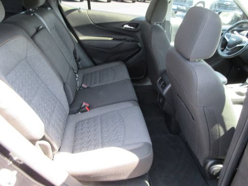 Used 2024 Chevrolet Equinox LT AWD/4WD image 18