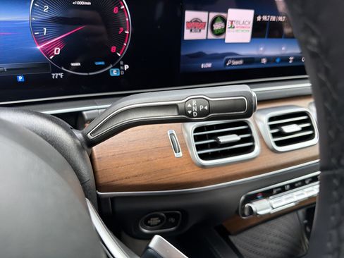 Certified 2025 Mercedes-Benz GLE 450 4MATIC image 34