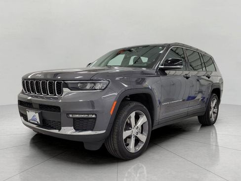Used 2025 Jeep Grand Cherokee L Limited w/ Trailer Tow Package image 13