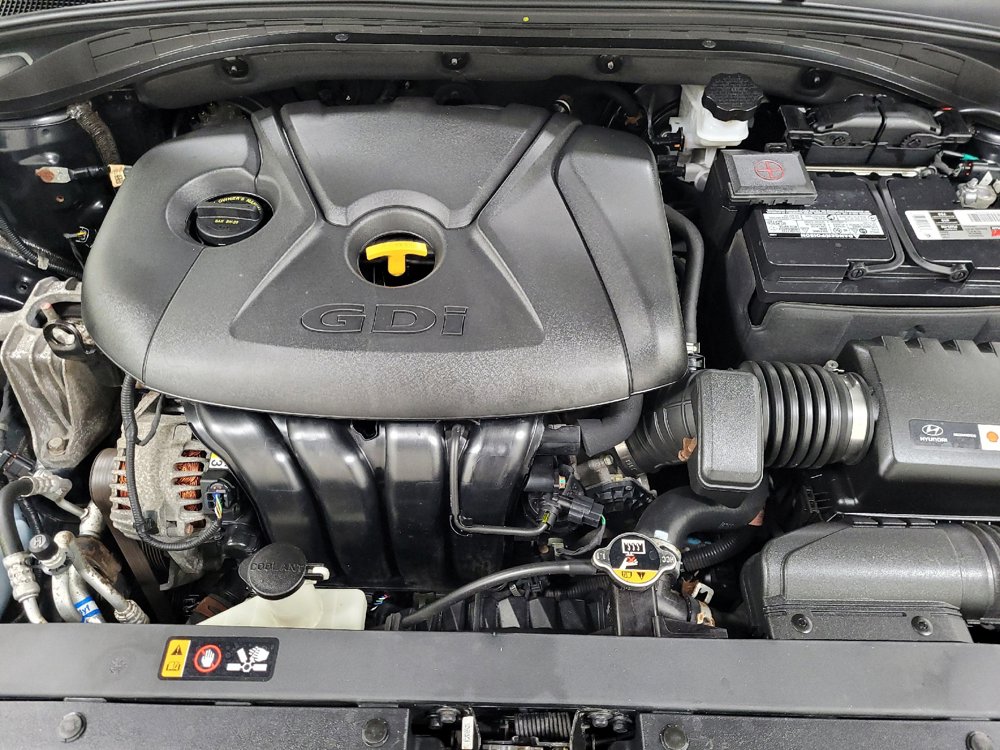 Used 2020 Hyundai Elantra GT FWD image 30