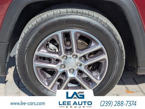 Used 2020 Jeep Compass Latitude FWD image 9