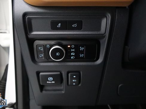 Certified 2024 Ford Expedition Platinum AWD/4WD image 15