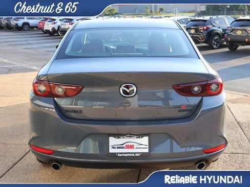 Used 2023 MAZDA MAZDA3 s FWD image 5