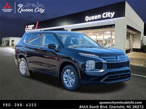 New 2025 Mitsubishi Outlander ES image 1