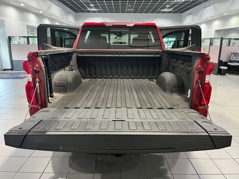 Used 2023 Chevrolet Silverado 1500 RST w/ Convenience Package II AWD/4WD image 10