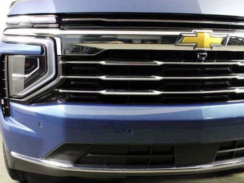 Used 2026 Chevrolet Tahoe LT w/ LPO, Dark Essentials Package RWD image 11
