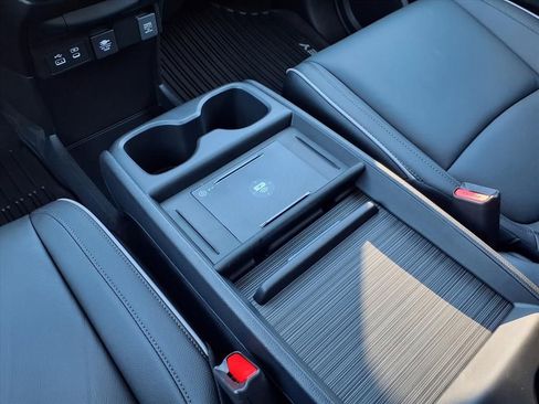 New 2026 Honda Odyssey Touring image 17