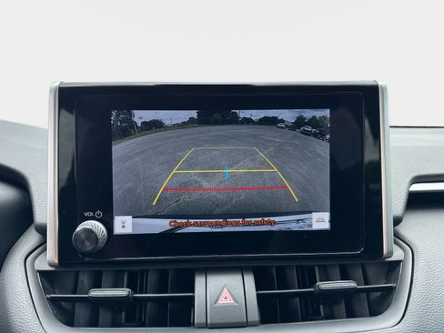 Used 2024 Toyota RAV4 LE FWD image 25