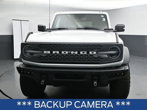Used 2024 Ford Bronco Badlands AWD/4WD image 3