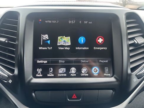 Used 2015 Jeep Cherokee Trailhawk w/ Leather Interior Group image 36