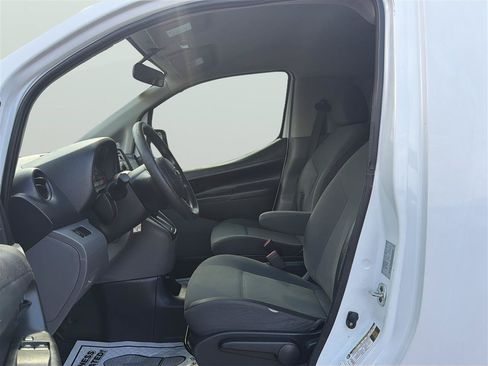 Used 2014 Nissan NV200 S w/ Back Door Glass Package FWD image 11