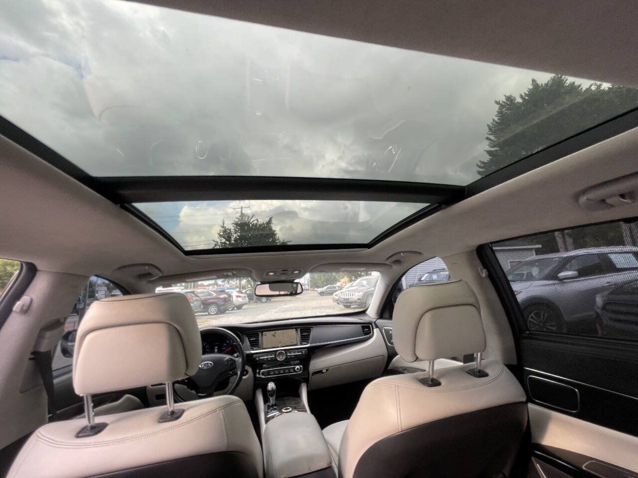 Used 2015 Kia K900 Luxury RWD image 27