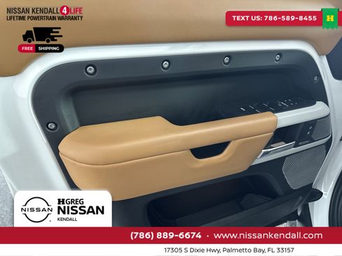 Used 2023 Land Rover Defender 130 X-Dynamic SE image 33