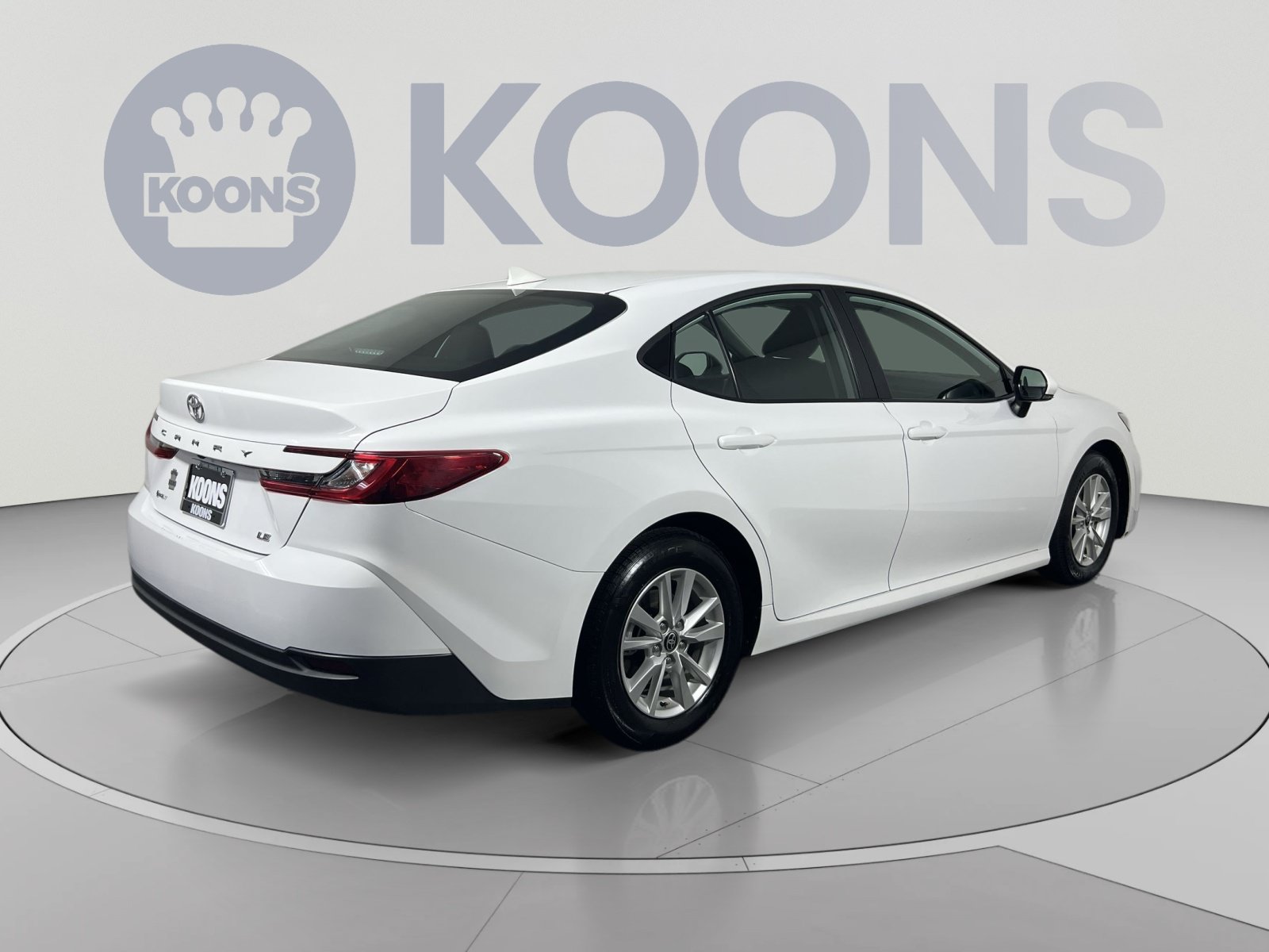 Used 2025 Toyota Camry LE FWD image 7