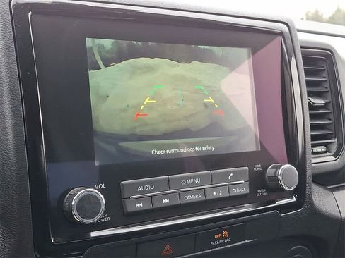 Used 2022 Nissan Frontier S w/ Graphics Package image 15