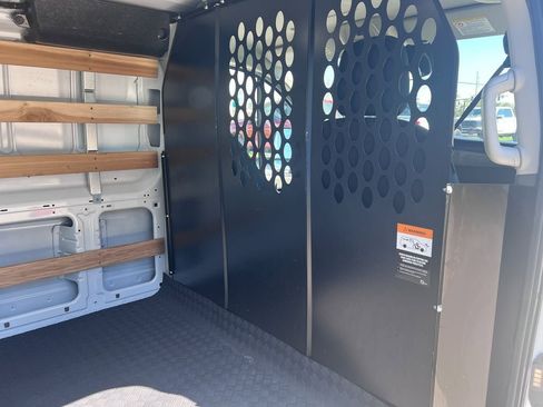 Certified 2025 Ford Transit 250 Low Roof w/ Exterior Upgrade Package RWD image 16