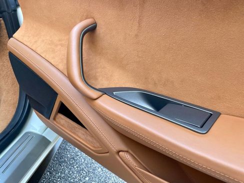 Used 2013 Ferrari 458 Spider image 70