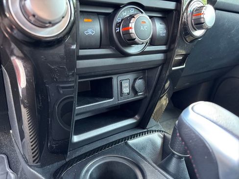 Used 2017 Toyota 4Runner TRD Off-Road AWD/4WD image 17