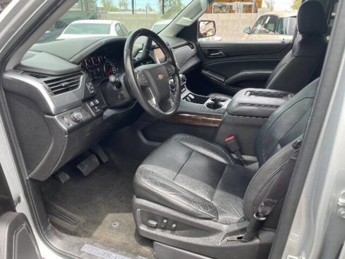 Used 2016 Chevrolet Tahoe LT w/ Luxury Package RWD image 9