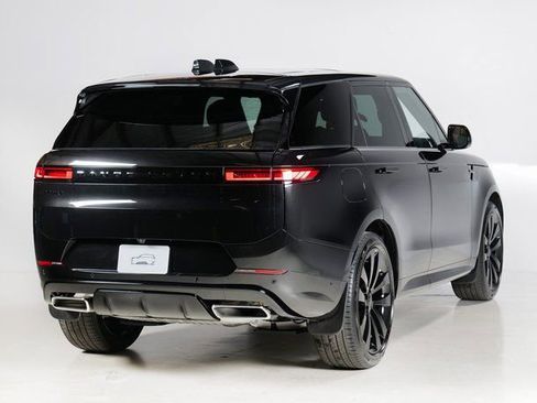 New 2026 Land Rover Range Rover Sport Dynamic SE AWD/4WD image 2