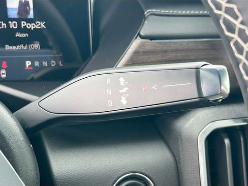 New 2026 GMC Acadia Denali Ultimate AWD/4WD image 12