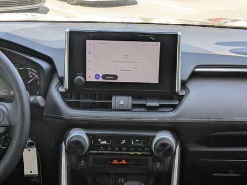 Certified 2023 Toyota RAV4 LE AWD/4WD image 19