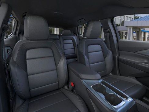 New 2026 Chevrolet Equinox EV LT image 16