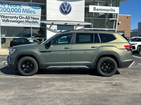 New 2026 Volkswagen Atlas Peak Edition AWD/4WD image 2