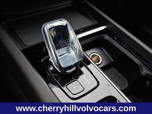 New 2026 Volvo XC60 B5 Plus w/ Protection Package Premier image 7